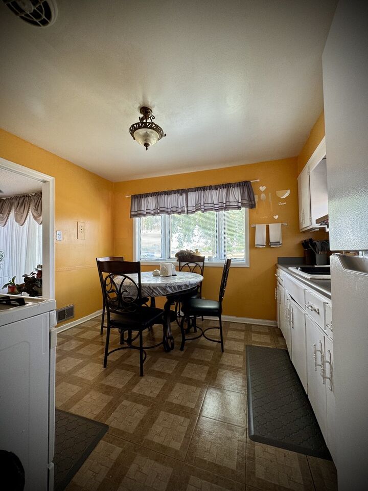Property Photo: 15235 Cottage Grove Avenue IL 60419