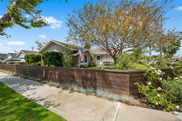 Property Photo: 3272 Woodstock Road CA 90720