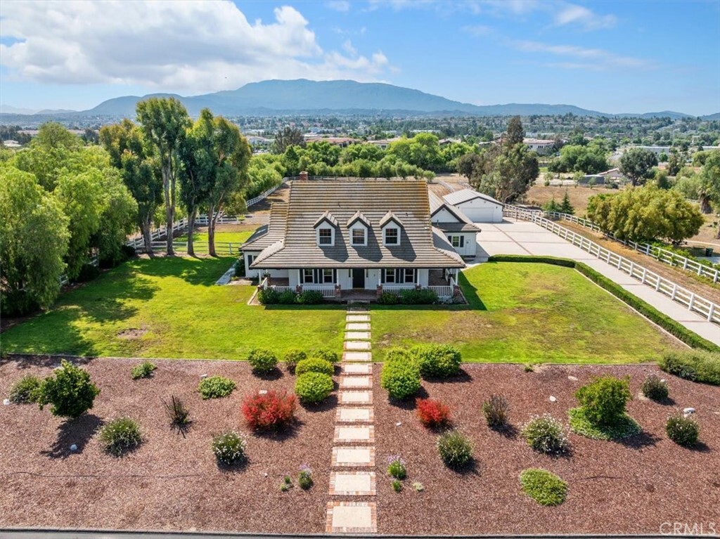 31655 Pio Pico Road  Temecula CA 92592 photo