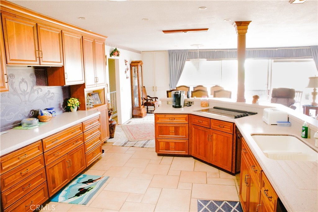 Property Photo: 730 Saint James Place CA 92663