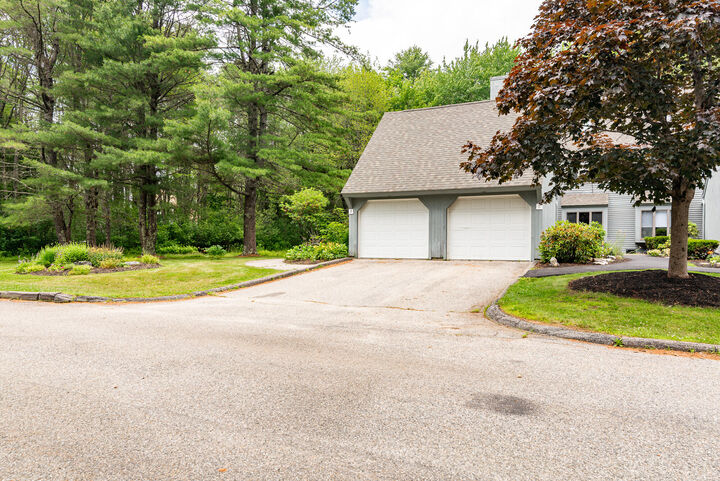 Property Photo: 7 Wonderbrook Drive 7 ME 04043