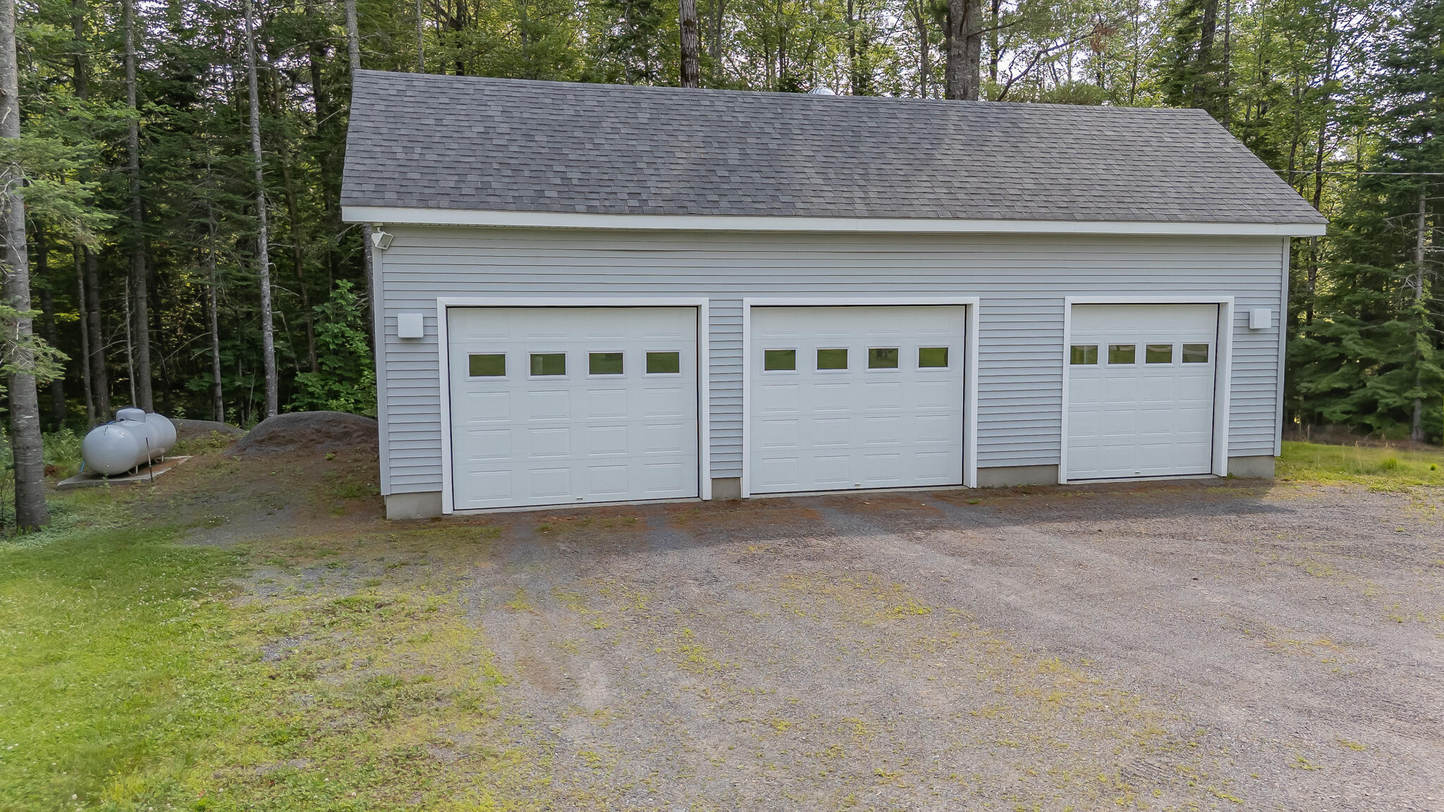 Property Photo: 183 Barnard Road ME 04414