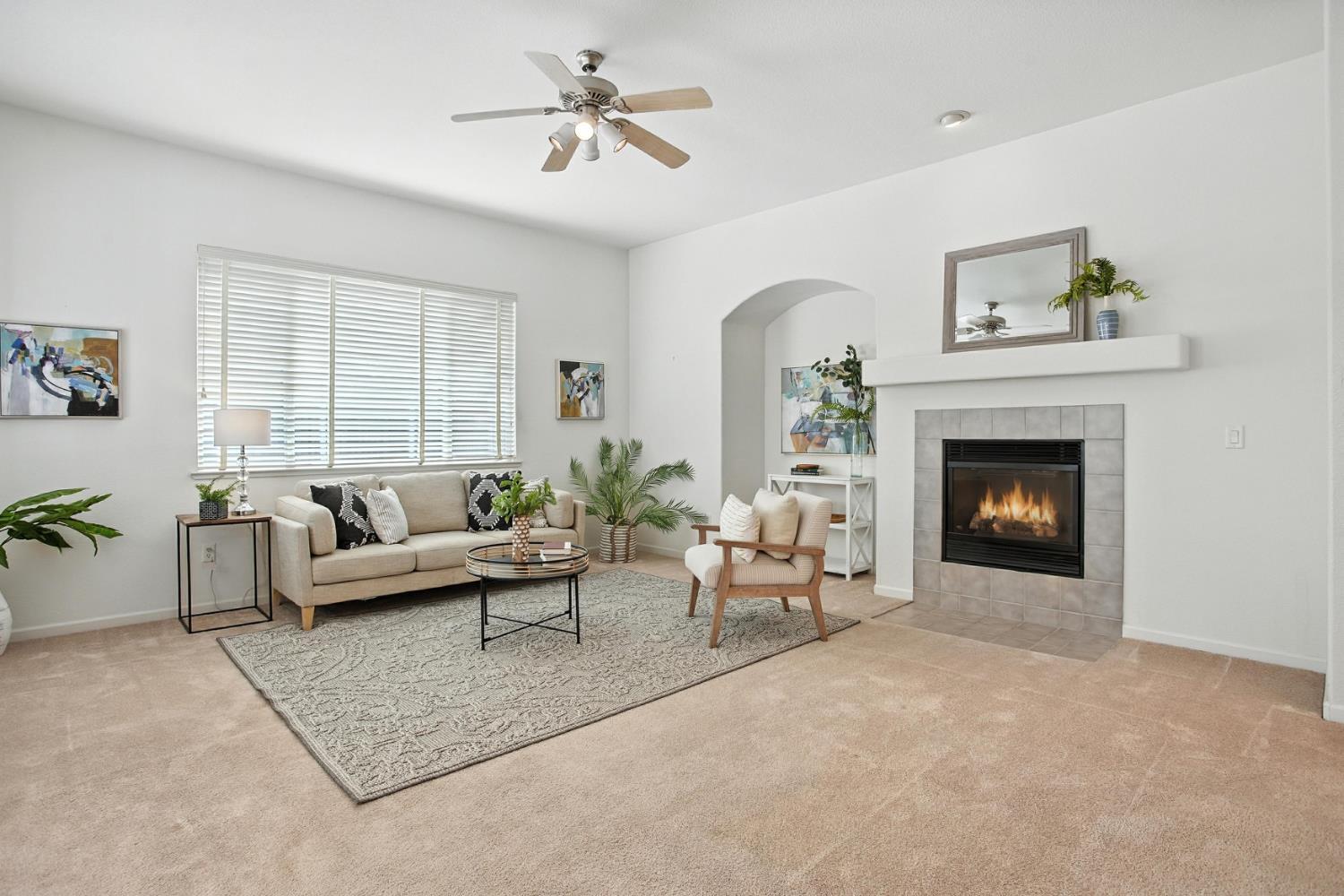 Property Photo: 2816 Granite Park Lane CA 95758