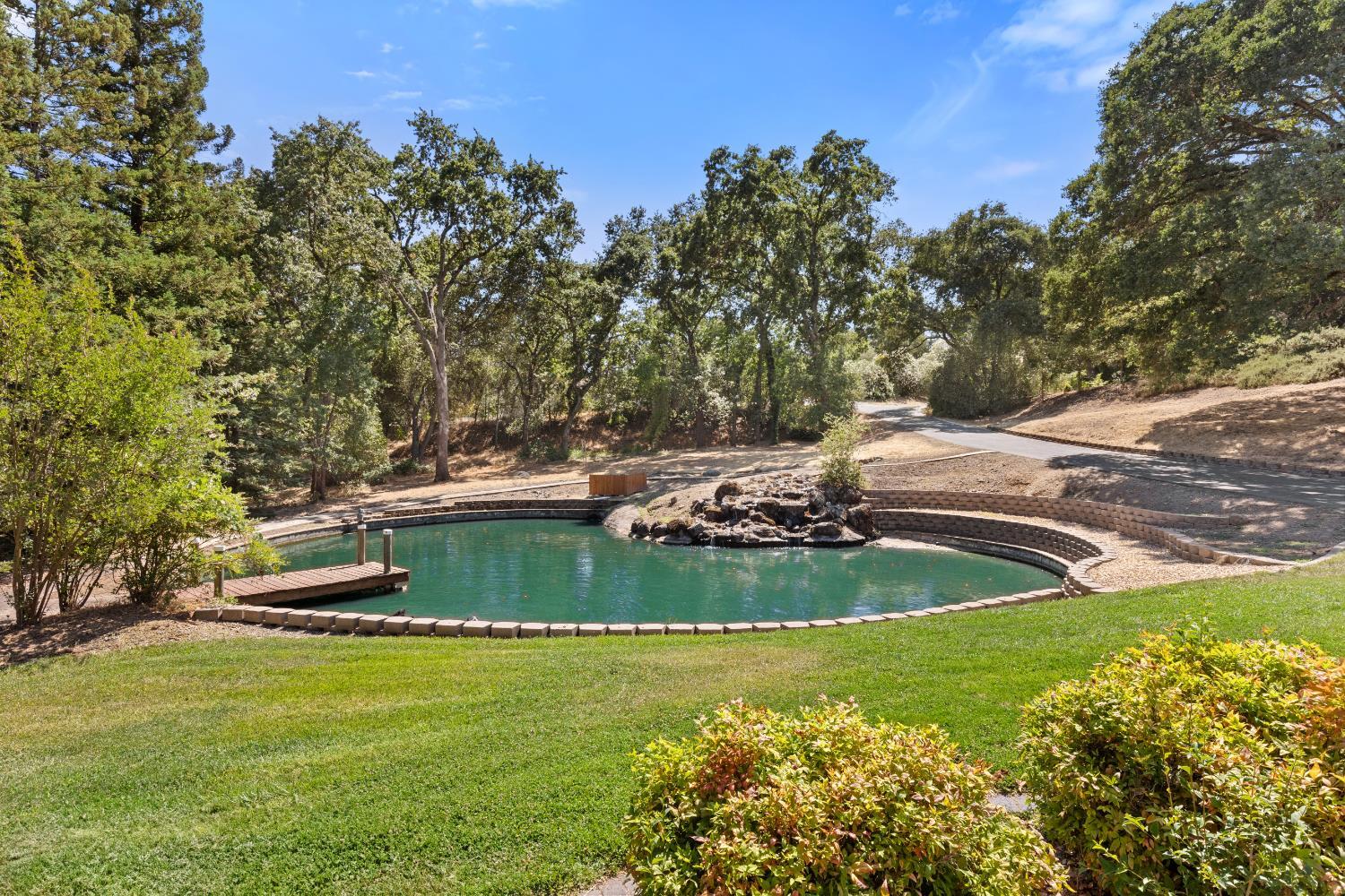 Property Photo:  1317 Oak Creek Court  CA 95762 
