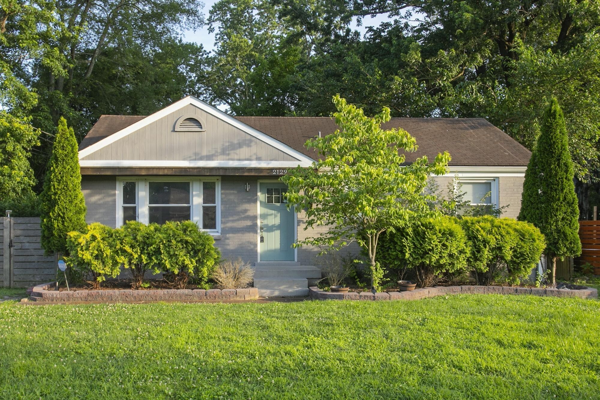 Property Photo: 2129 Crystal Dr TN 37210