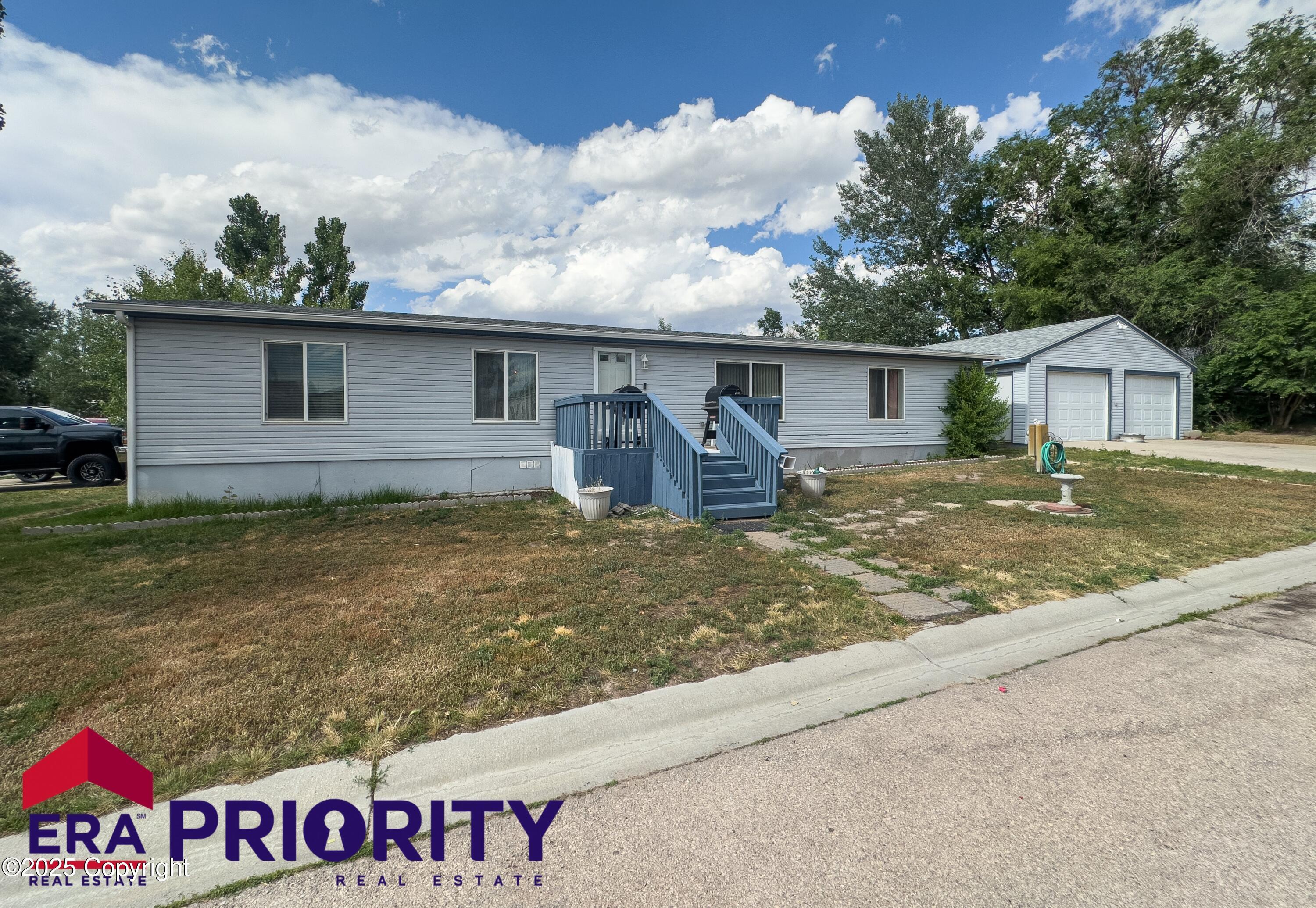 2305 Jane Ct -  Gillette WY 82718 photo
