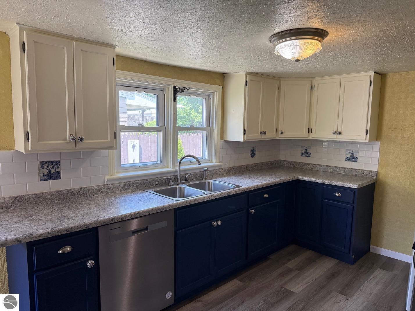 Property Photo:  435 Evart Street  MI 49601 