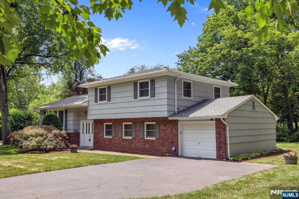 Property Photo: 384 Van Emburgh Avenue NJ 07450