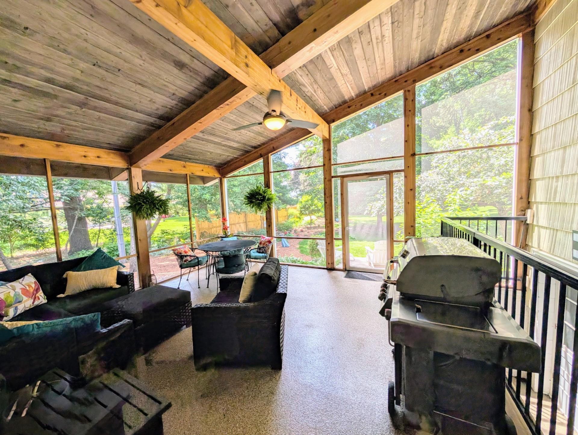 Property Photo: 1012 James Court MN 55118