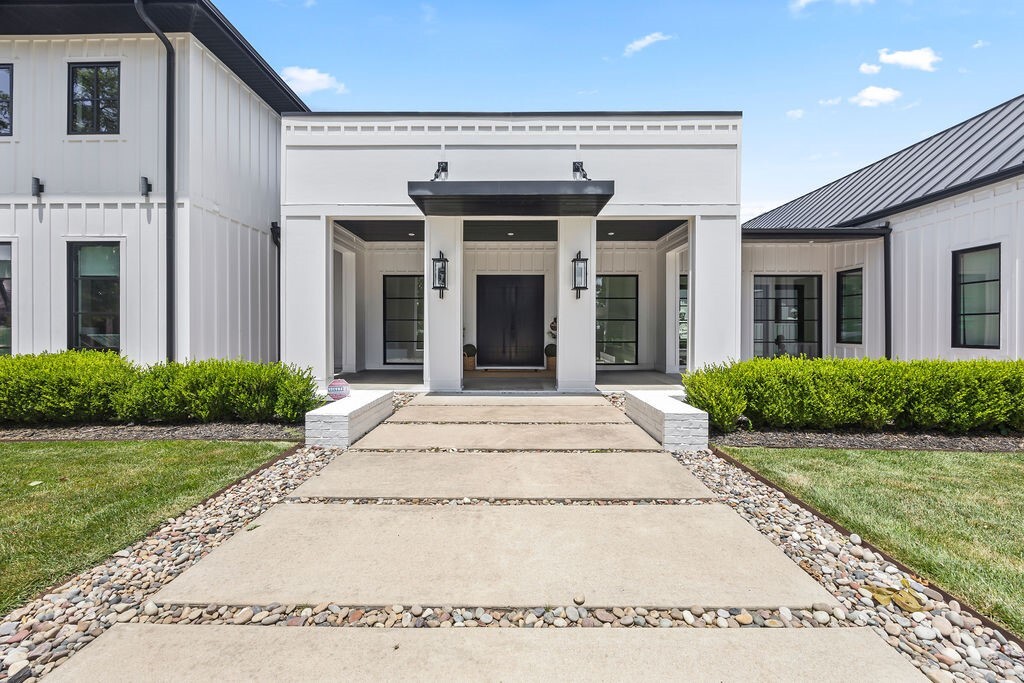 Property Photo: 3809 Copper Ridge Road AR 72756