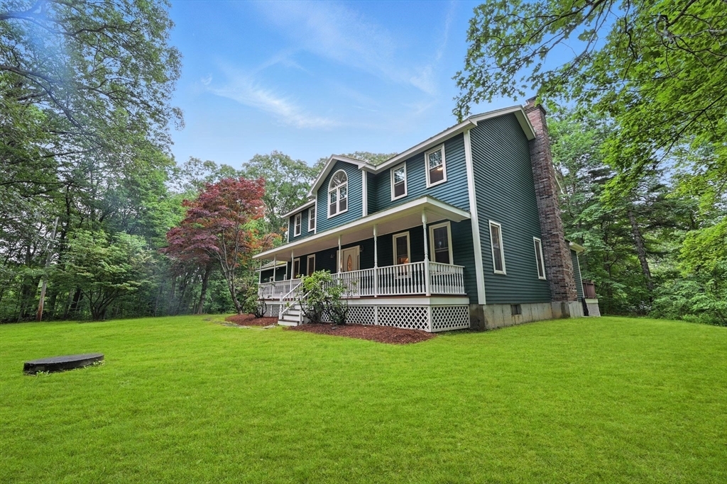 Property Photo: 204 Aldrich St MA 01569