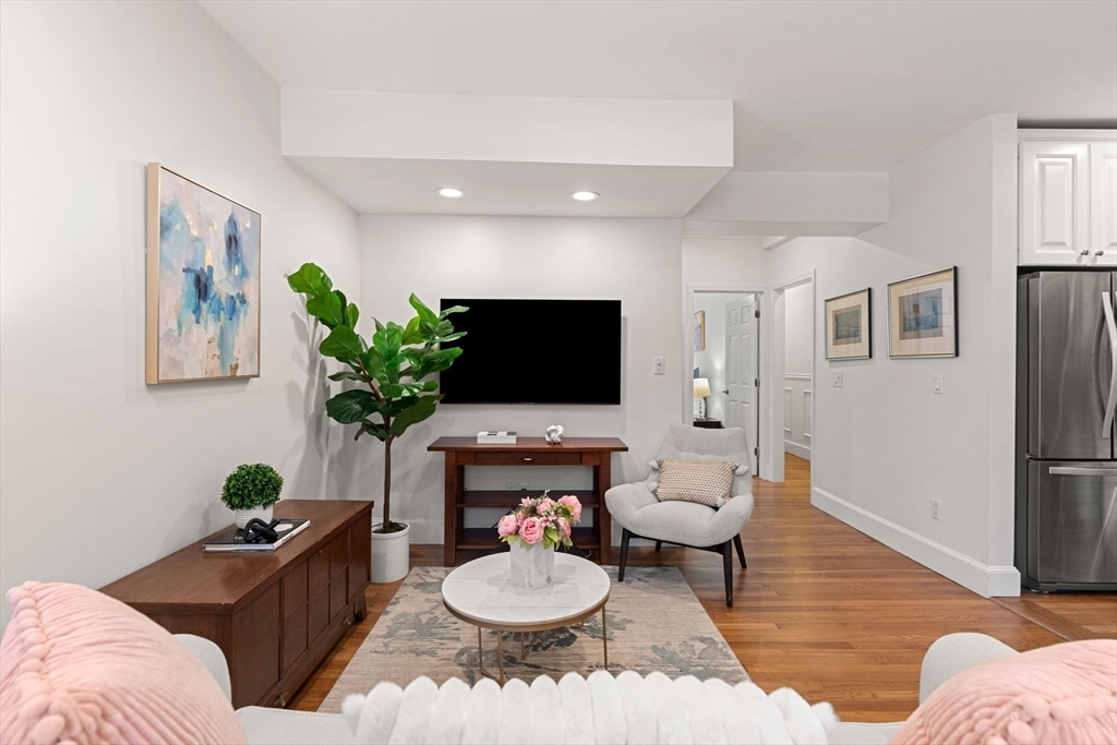 Property Photo: 16 Claremont Park 2 MA 02116