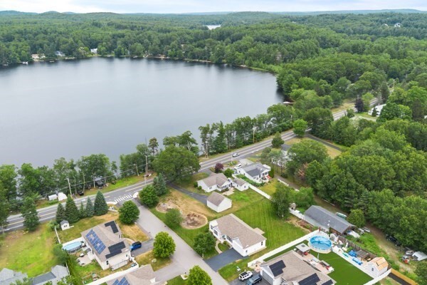 Property Photo:  2 Easy St  MA 01432 