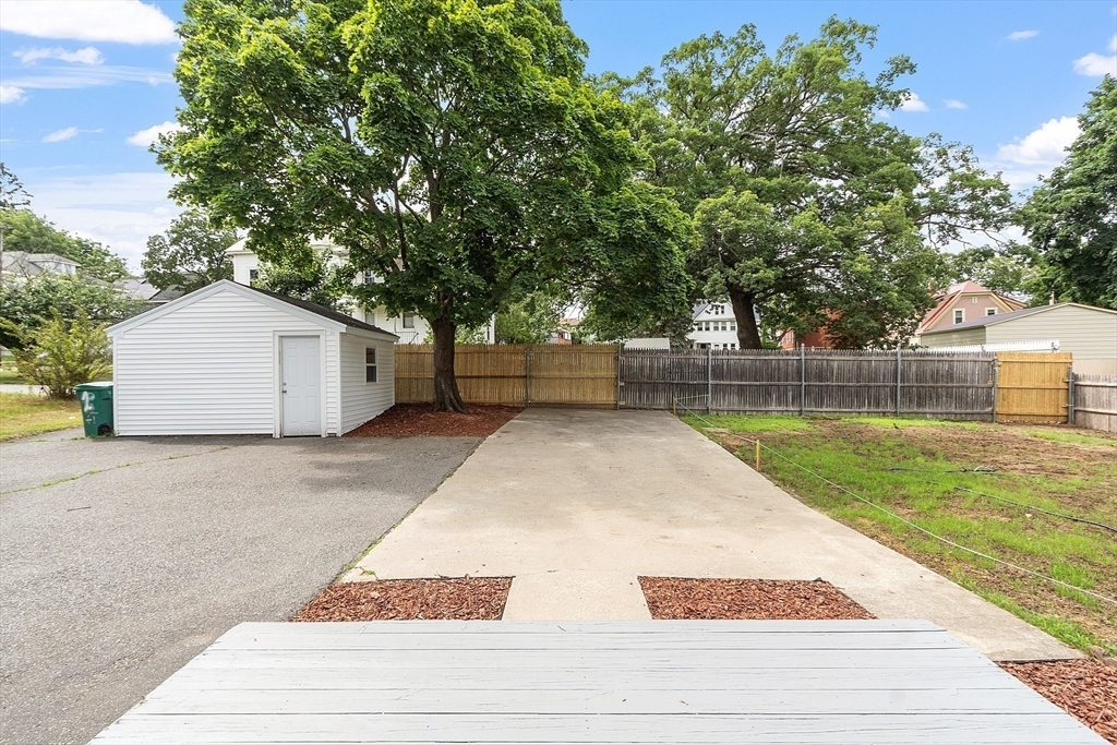 Property Photo: 25 Cane St MA 01420