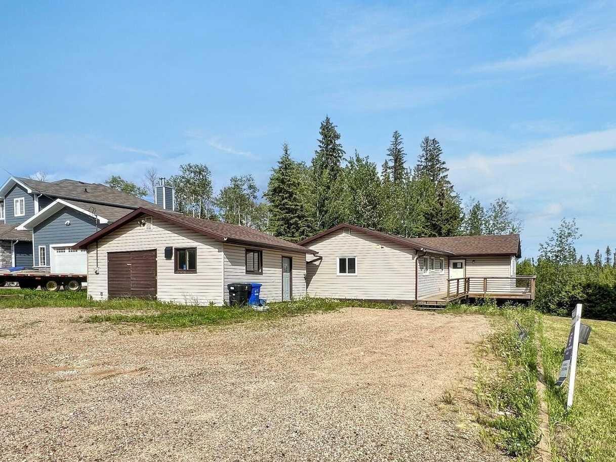 Property Photo: 57 Poplar Crescent AB T9H 5S1