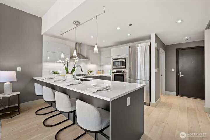 737  Olive Way 1903  Seattle WA 98101 photo