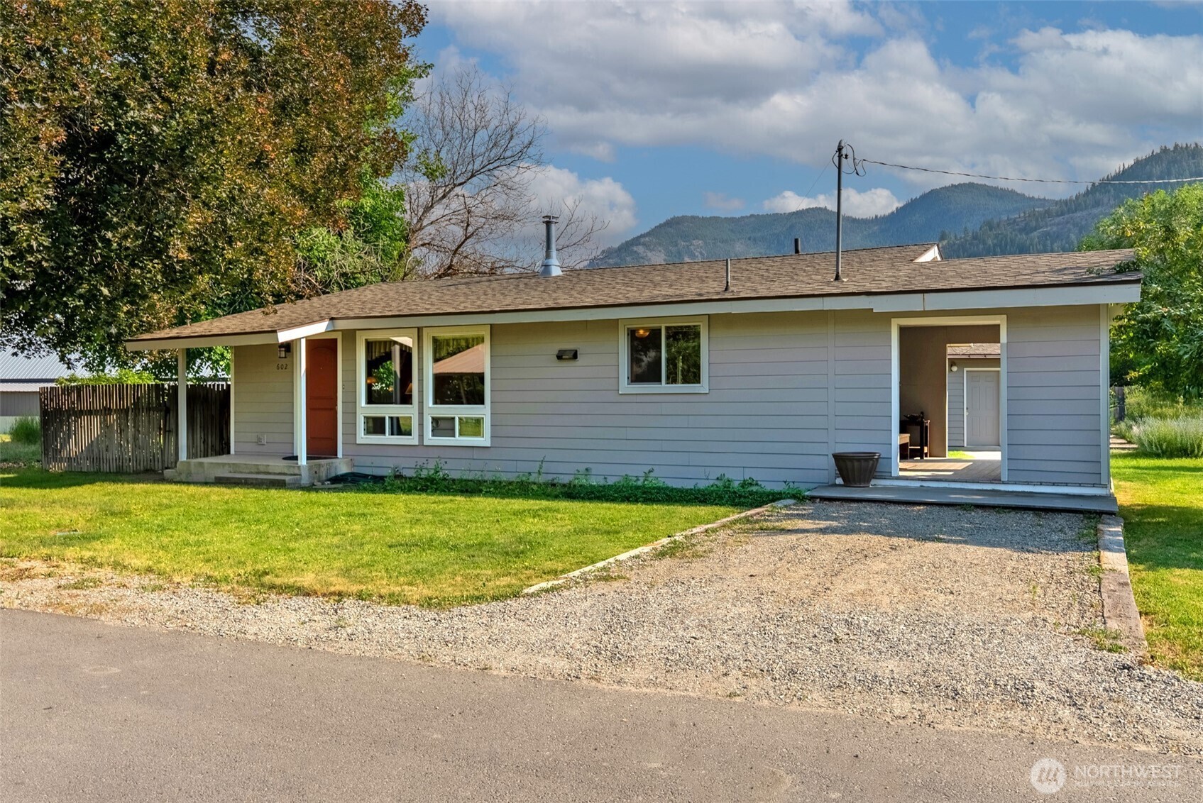 602  Fifth Avenue  Twisp WA 98856 photo