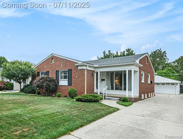 6147 Dwight Street  Dearborn Heights MI 48127 photo