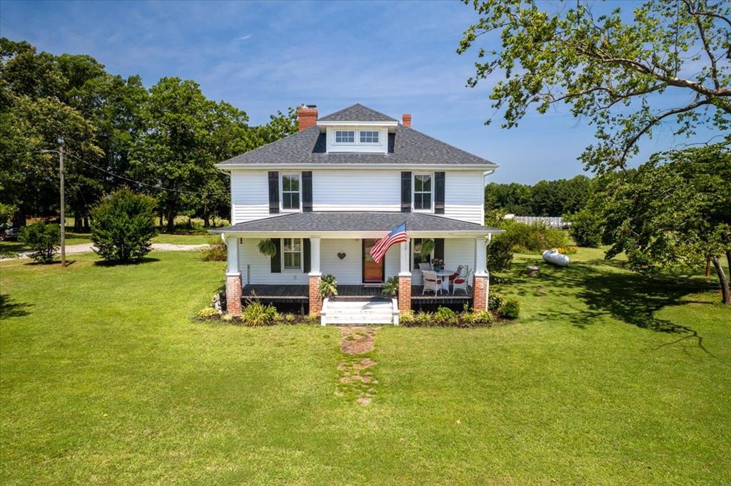 Property Photo: 3261 Alvis VA 23950