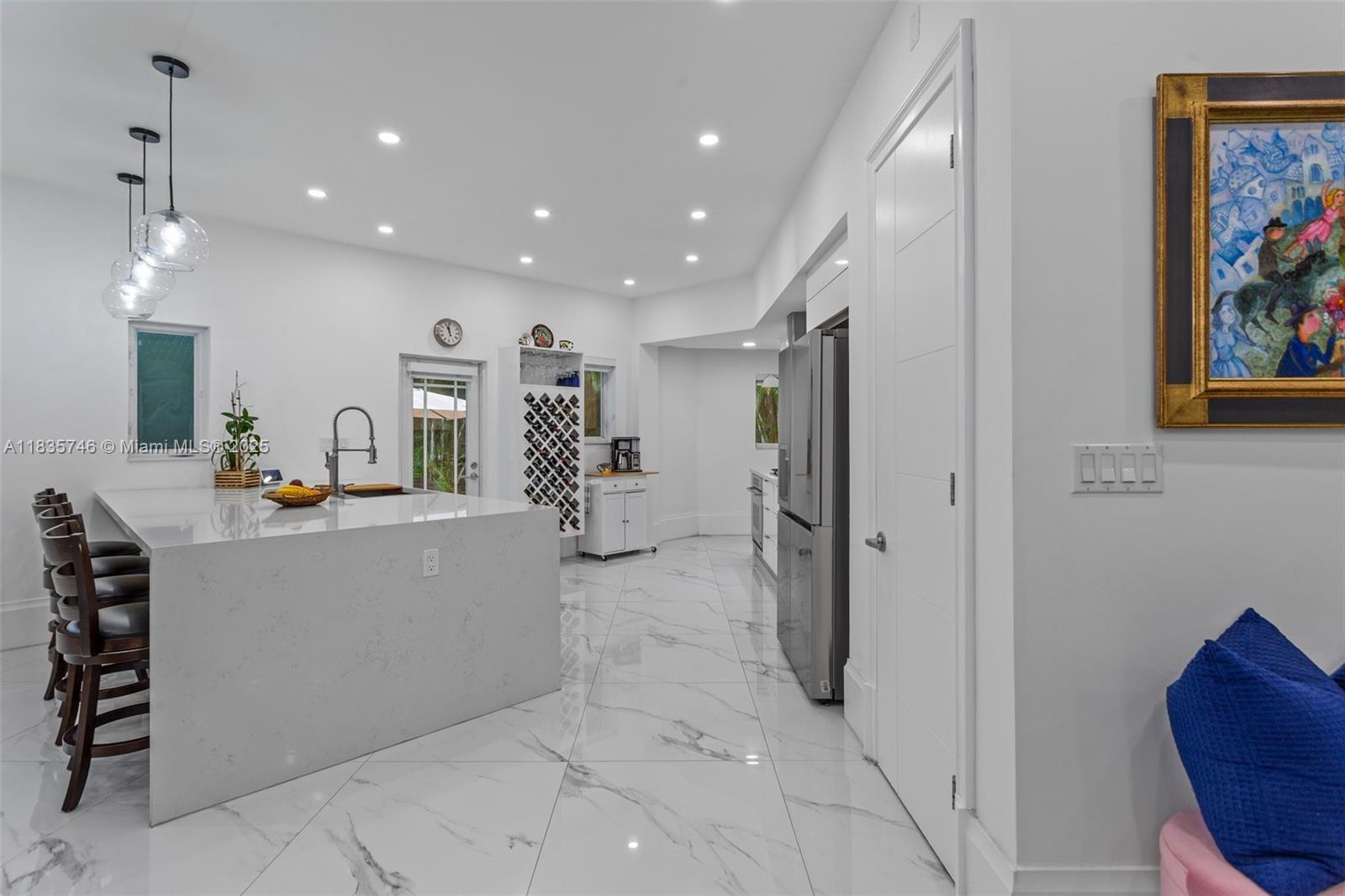 Property Photo: 711 Sunset Rd FL 33143
