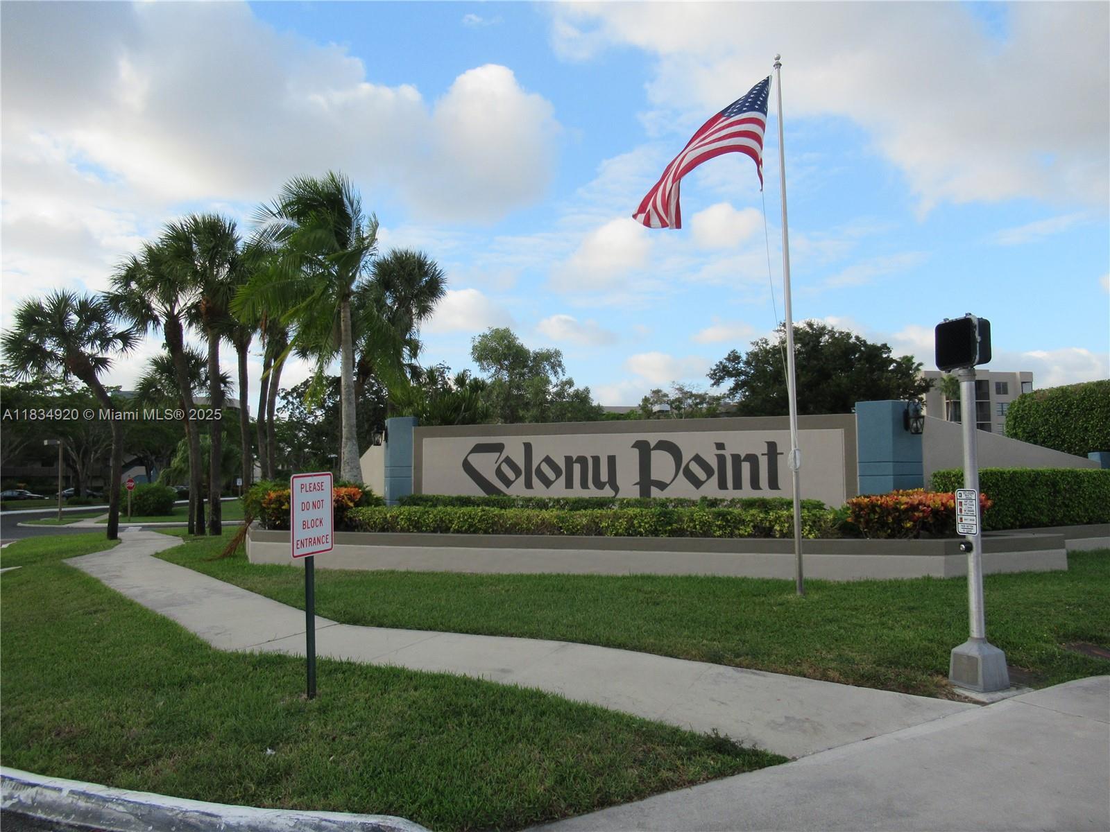 Property Photo:  1101 Colony Point Cir 206  FL 33026 