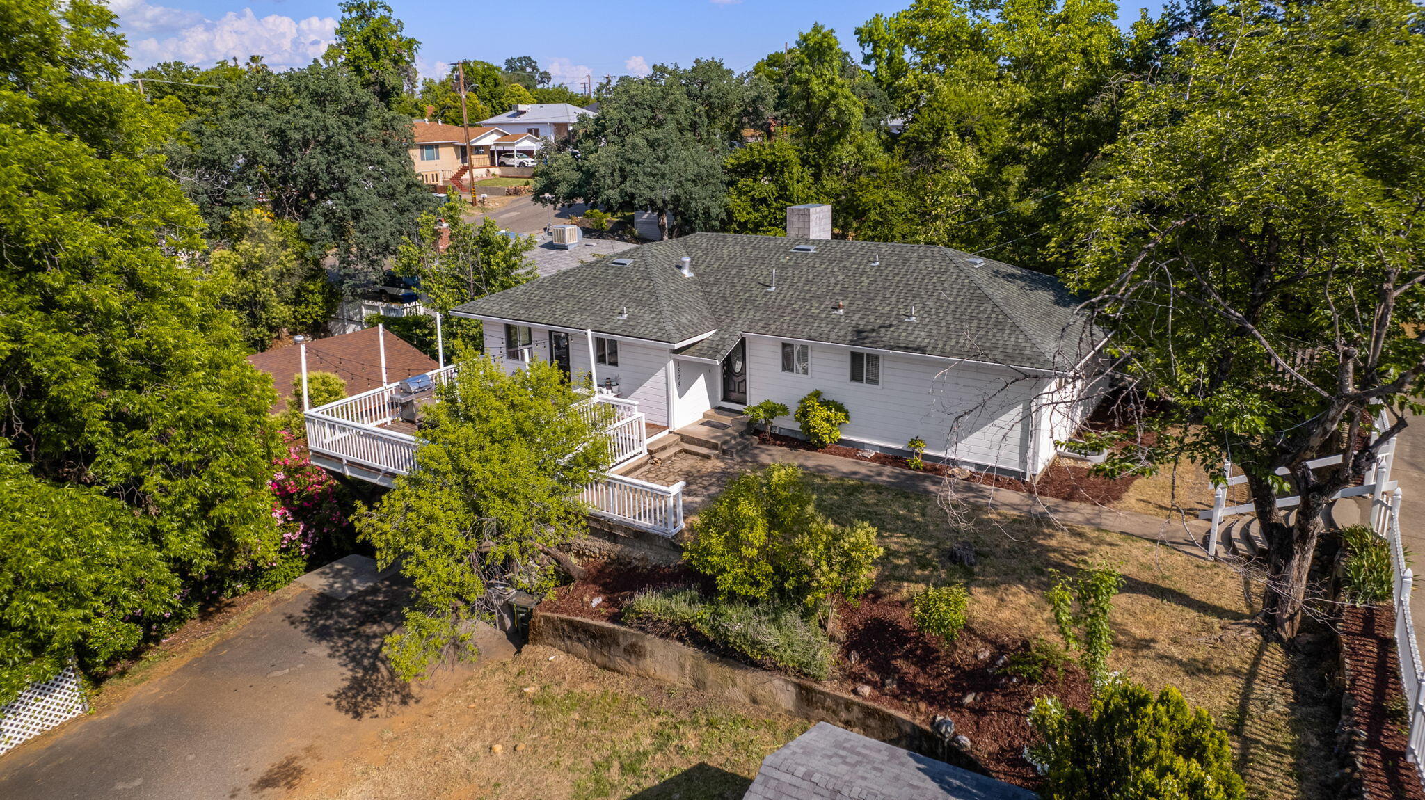 1575 Fig Avenue  Redding CA 96001 photo