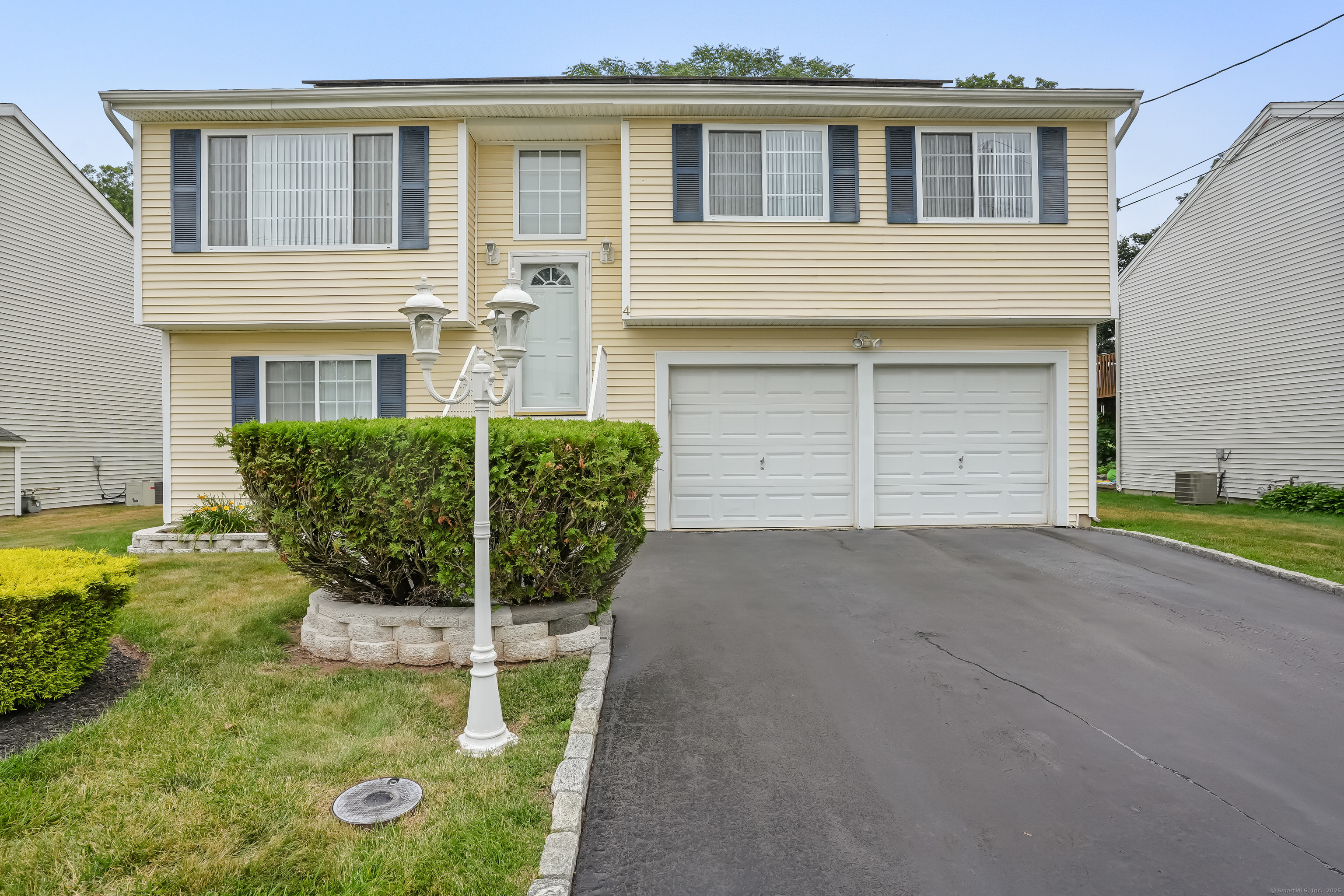 Property Photo:  4 Russo Terrace  CT 06513 