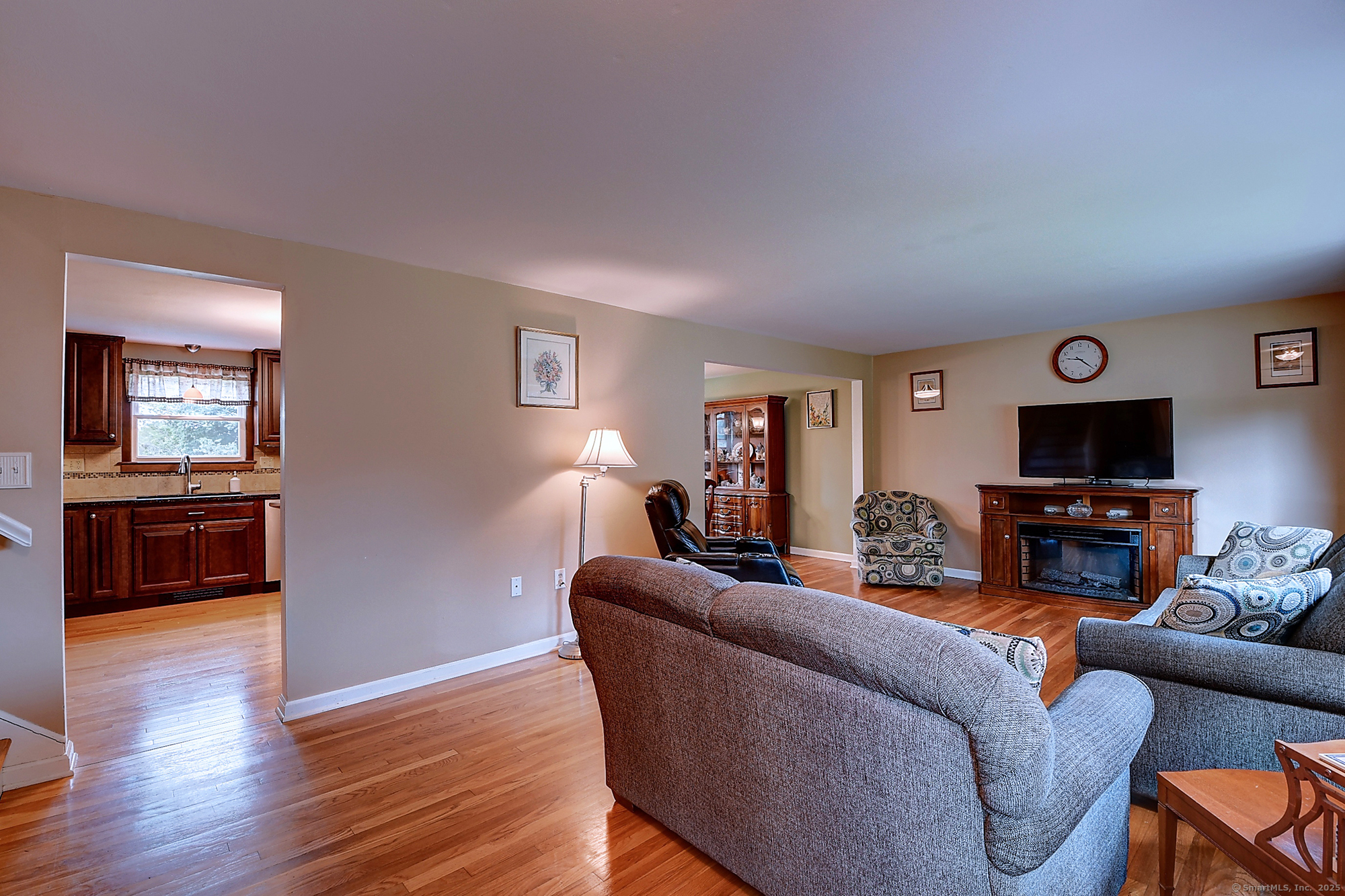 Property Photo: 16 Kenwood Road CT 06450