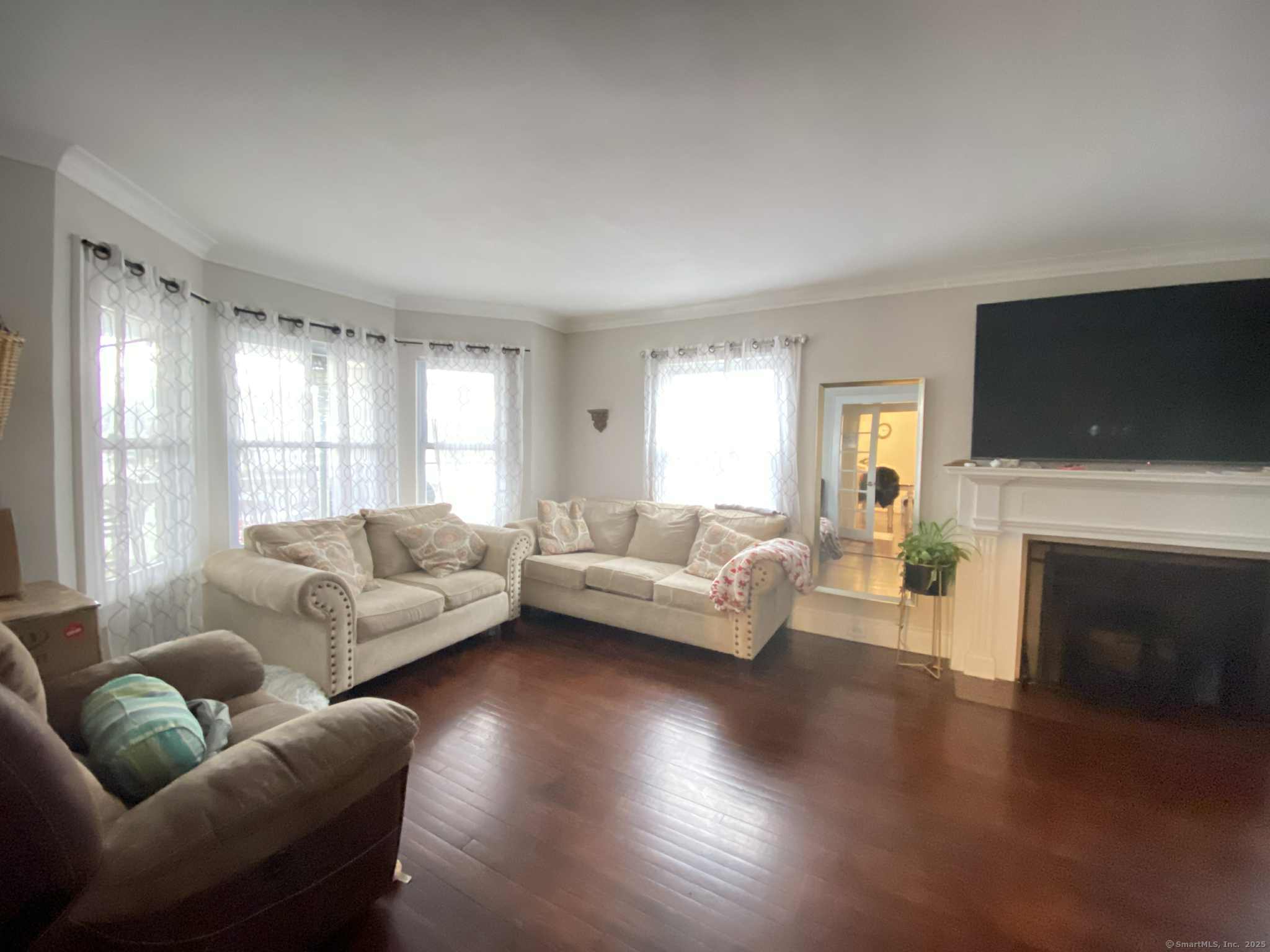 Property Photo: 185 Wakelee Avenue CT 06401
