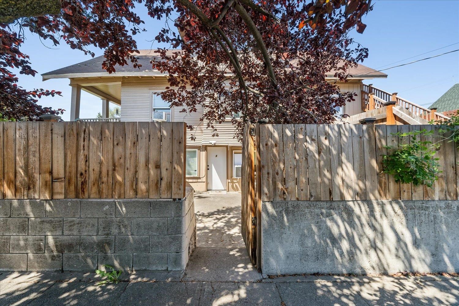 Property Photo: 2937 E Broad Ave WA 99217