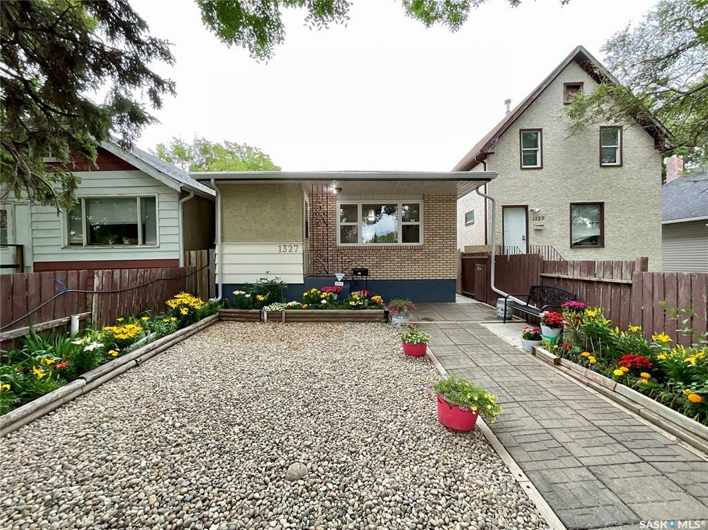 Property Photo: 1327 Athol Street SK S4T 3C6