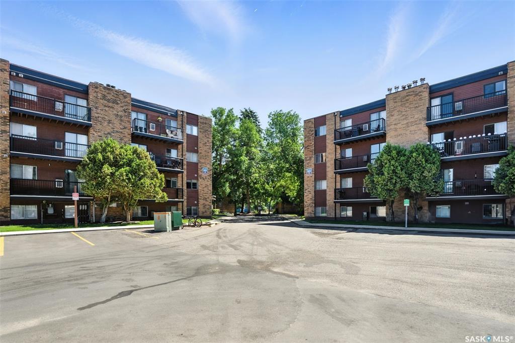 Photo de la propriété:  802C Kingsmere Boulevard 106  SK S7J 4B7 
