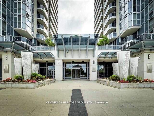 Property Photo: 5793 Yonge Street 2105 ON M2M 0A9