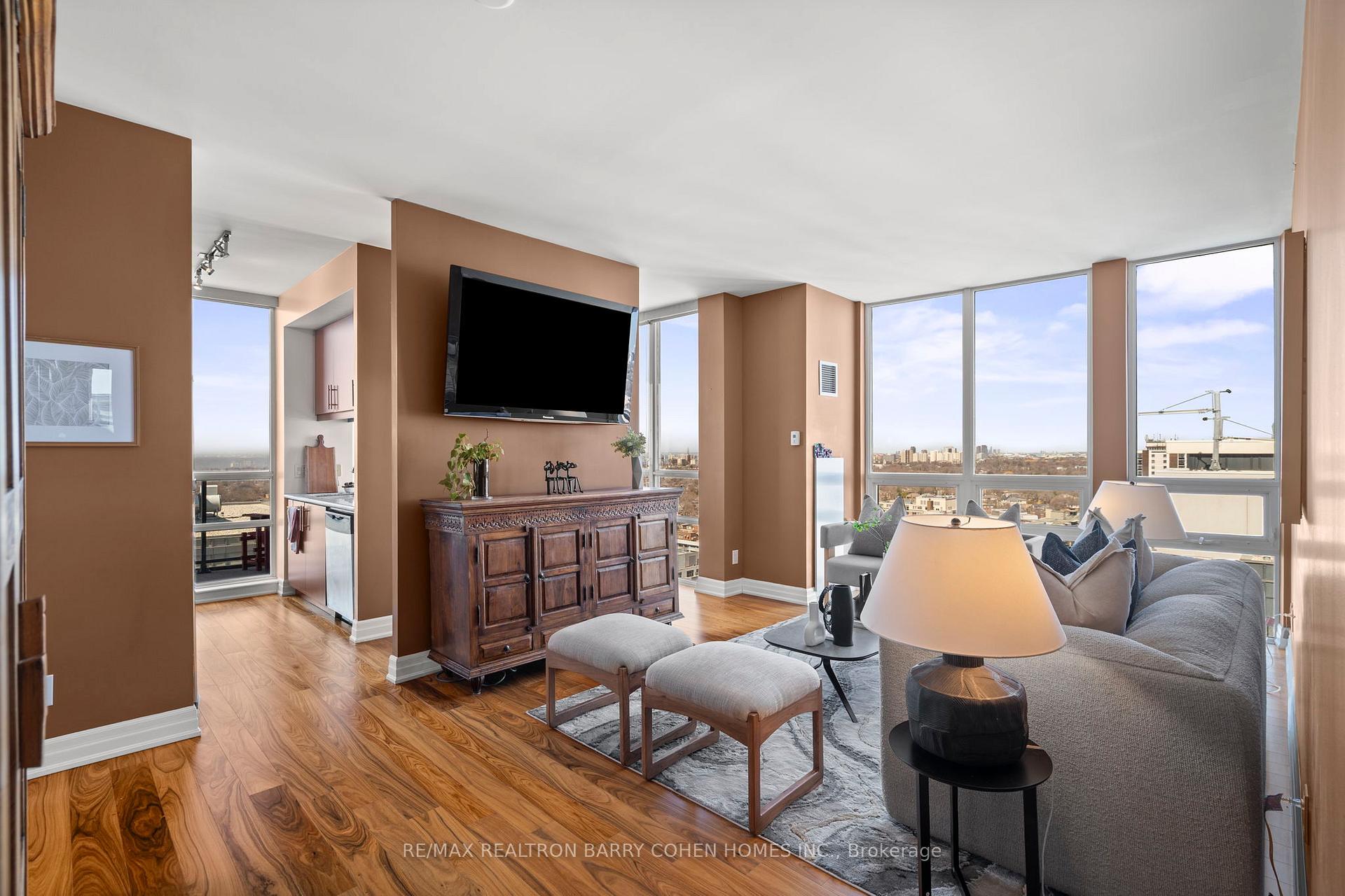 Property Photo: 500 St Clair Avenue W 2103 ON M6C 1A8