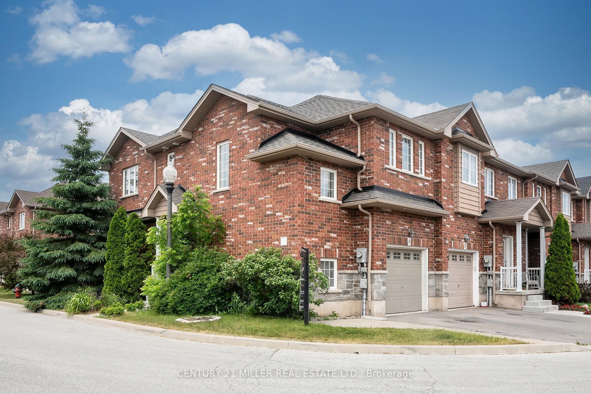 Property Photo: 45 Seabreeze Crescent 19 ON L8E 5C8