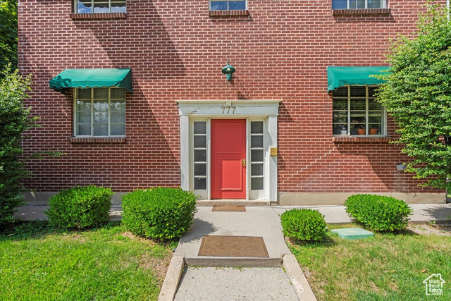 Property Photo: 777 E 2nd Ave 3 UT 84103