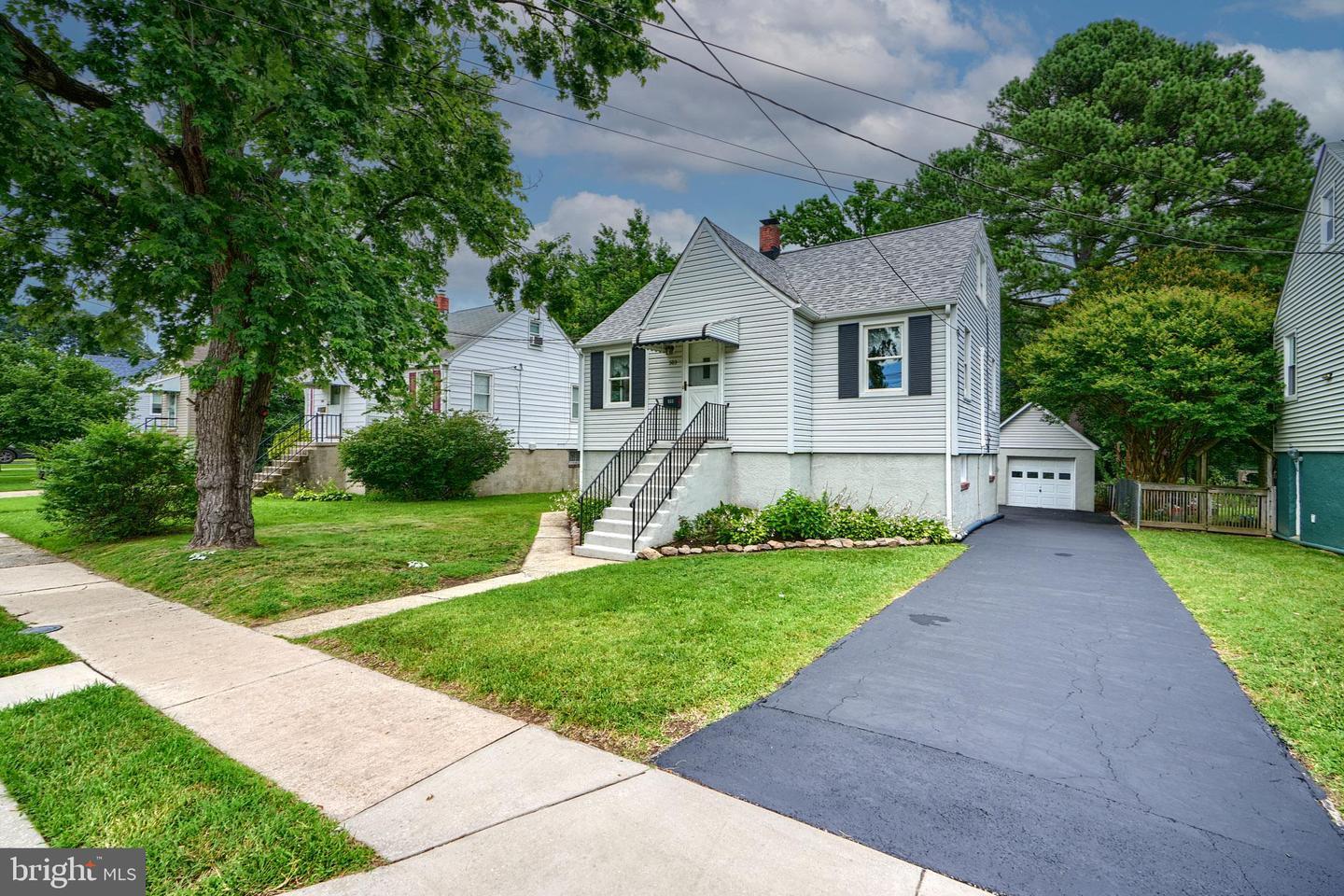 Property Photo: 503 N Stuart Street MD 21221