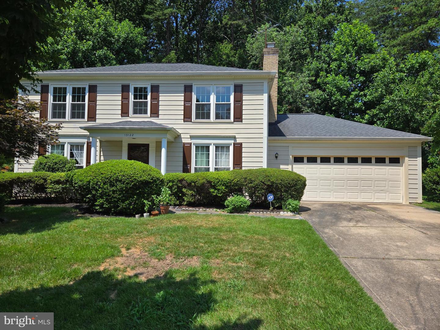 Property Photo: 13122 Serpentine Way MD 20904
