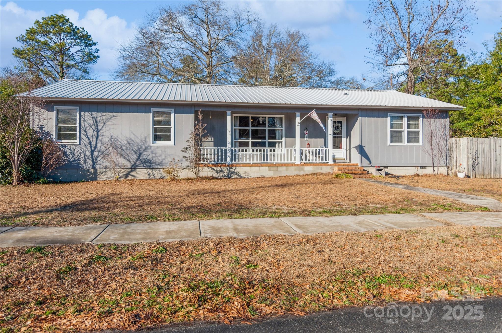 Property Photo: 511 E Church Street SC 29067