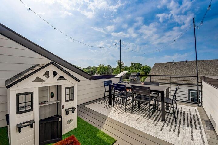 537 Annie Lowery Way  Davidson NC 28036 photo