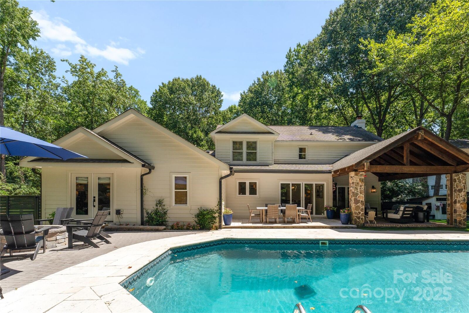 Property Photo:  5609 Lancelot Drive  NC 28270 