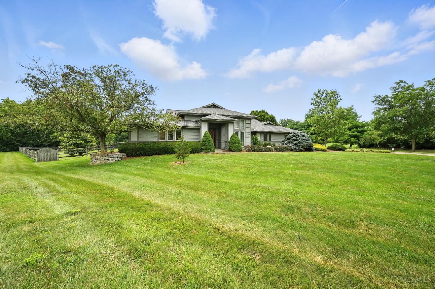 Property Photo: 3073 Palomino Trail OH 45040
