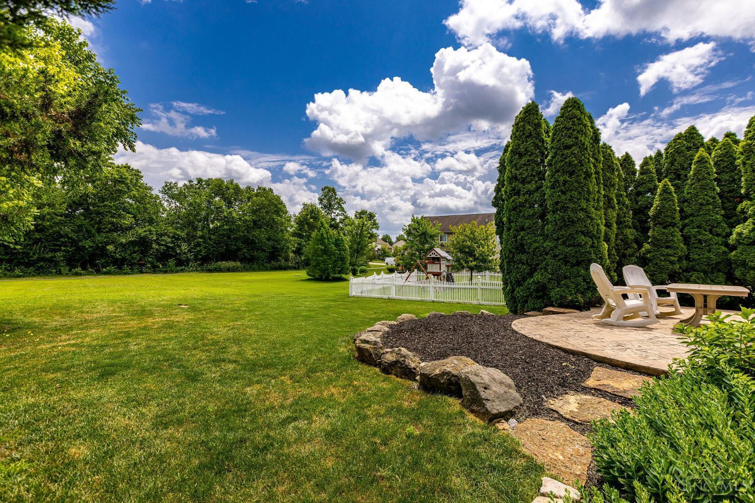 Property Photo: 1820 Meadow Sweet Drive OH 45036