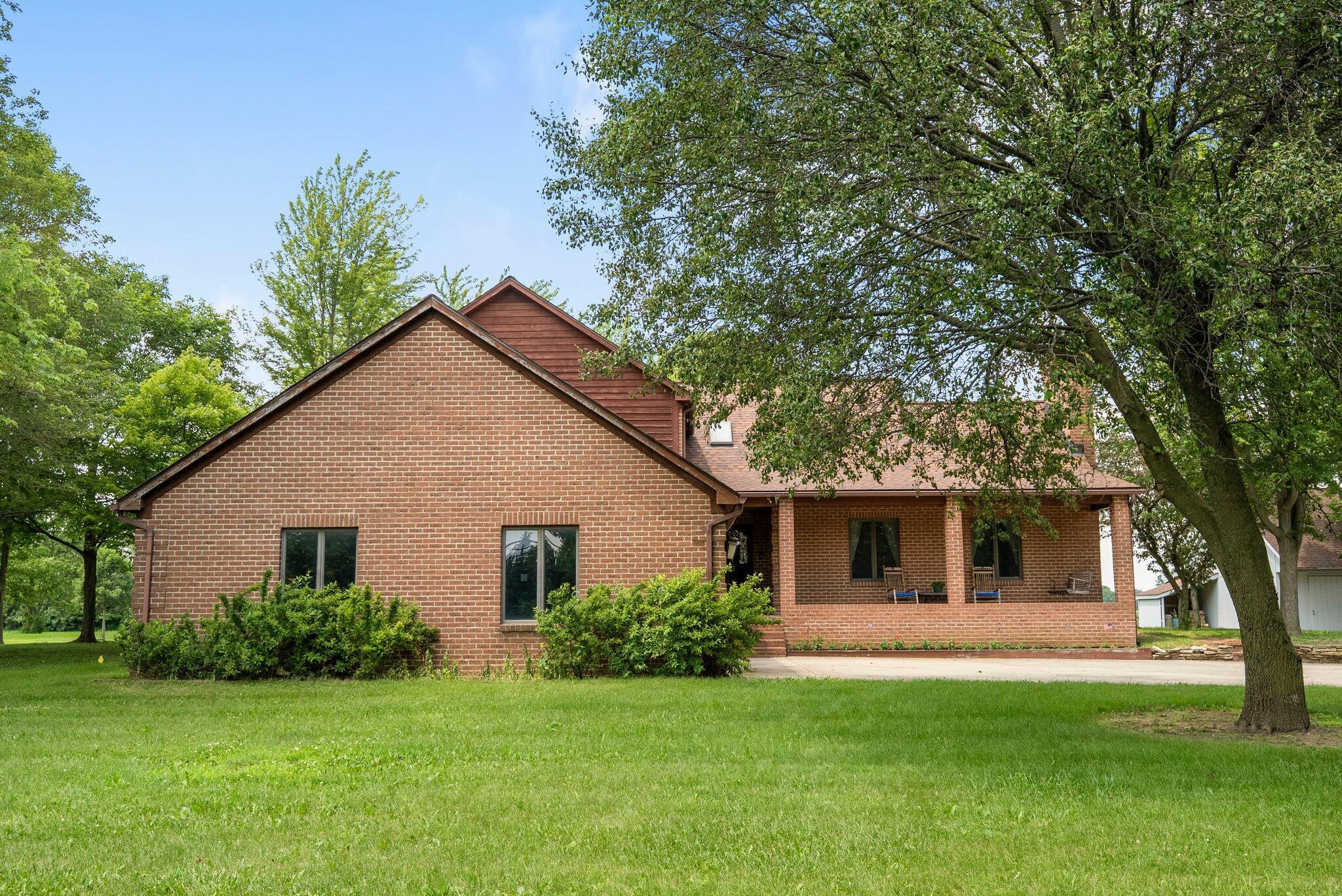 Property Photo: 1178 London Road OH 43162