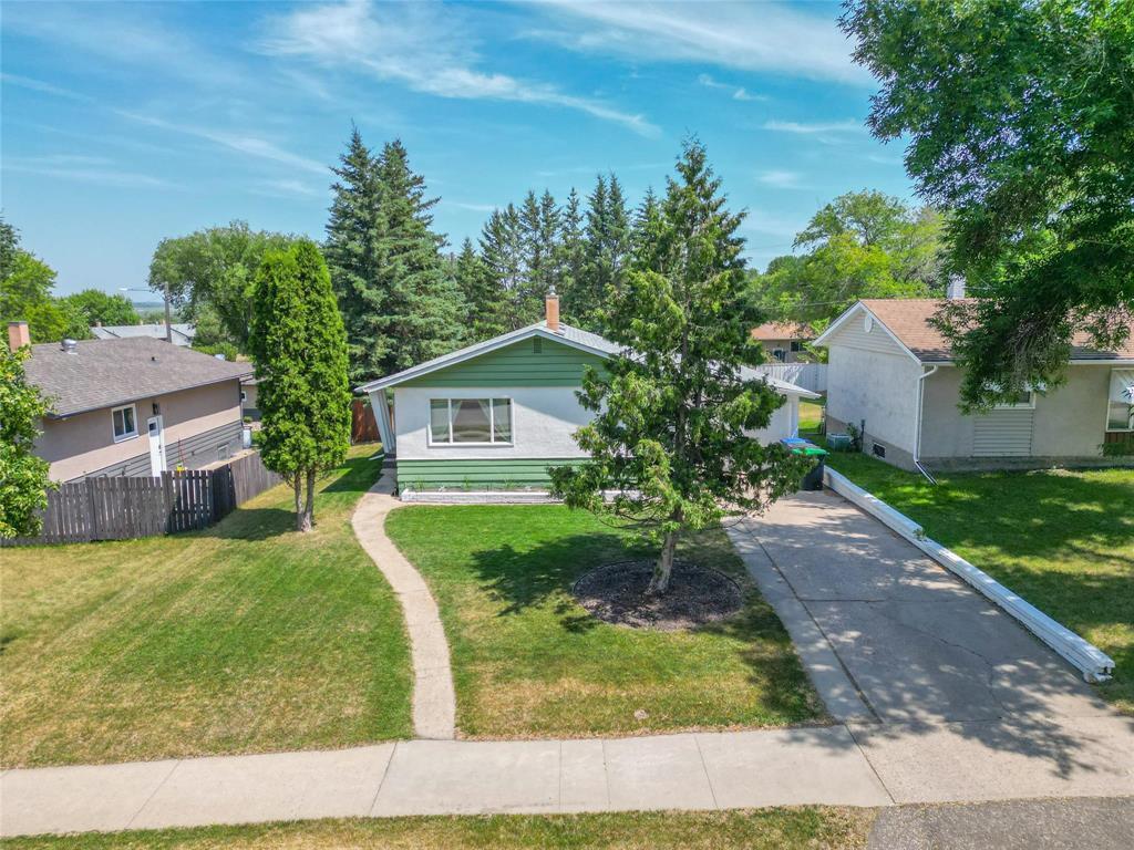 Photo de la propriété: 413 12th Street East MB R7A 5K7