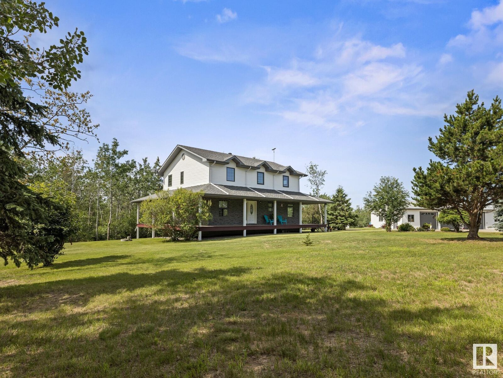 Property Photo: 20456 Twp Road 544 AB T8L 3Z3