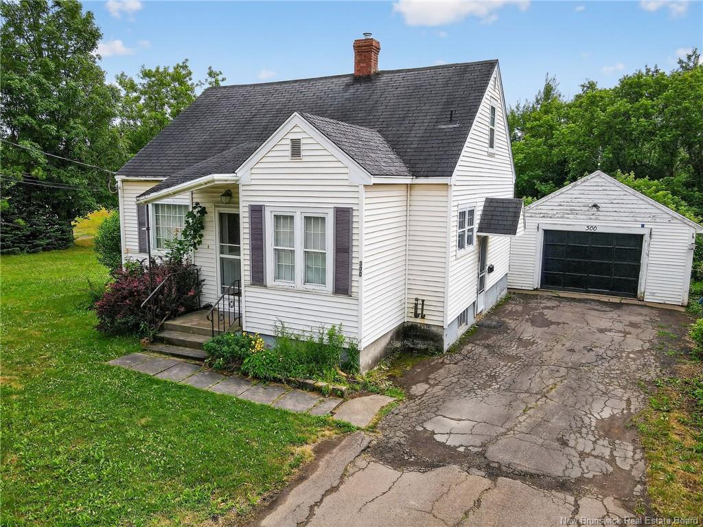 Photo de la propriété:  300 Salisbury Road  NB E1E 1A7 