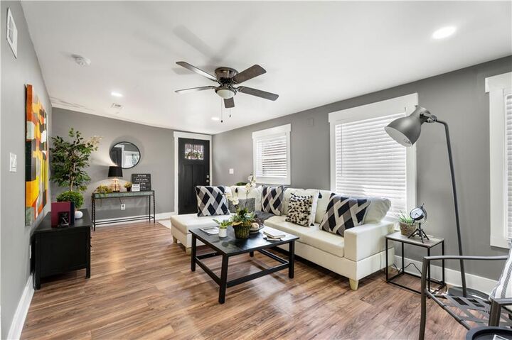 2802 Palm Drive  East Point GA 30344 photo