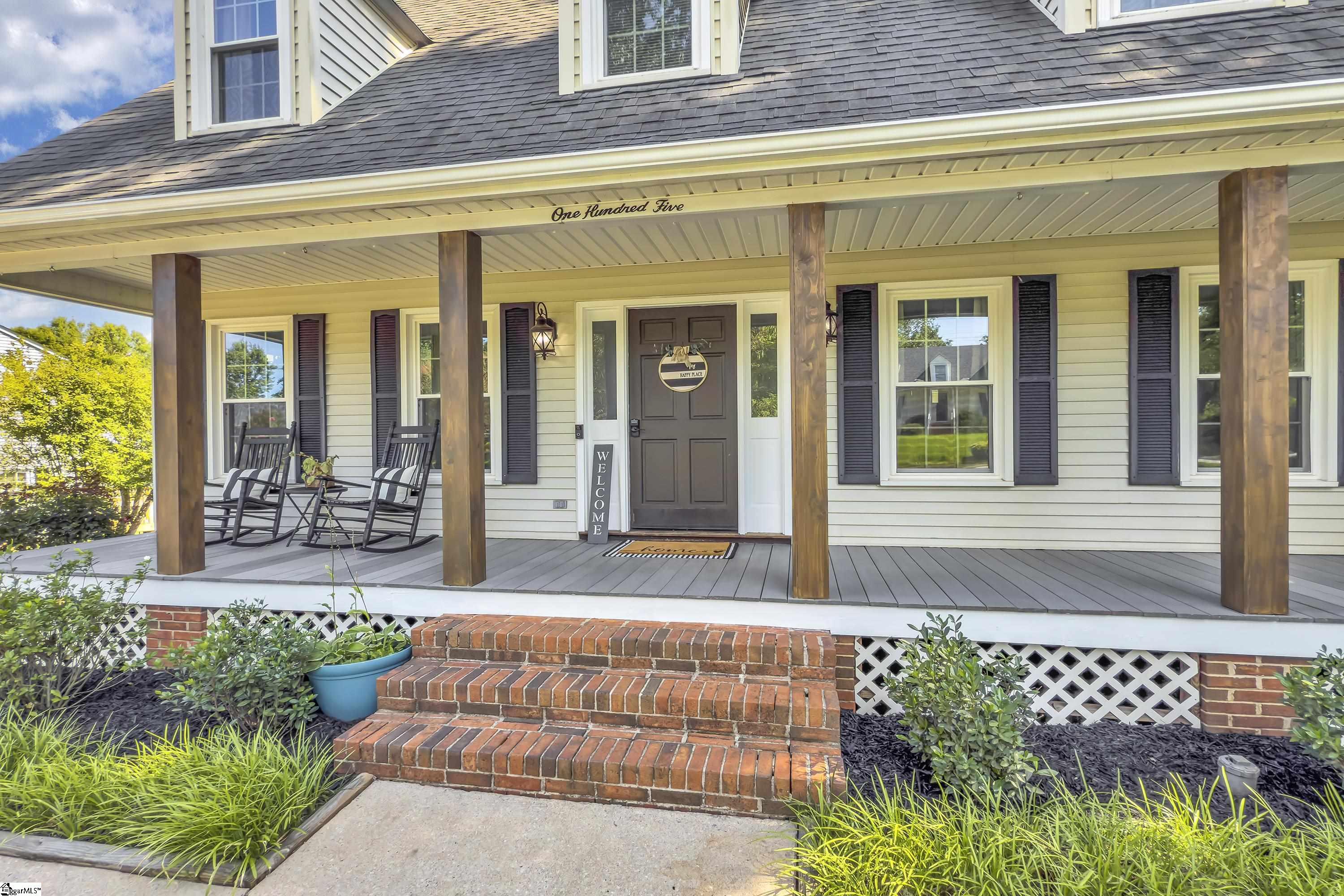 Property Photo:  105 Fox Run Circle  SC 29651 