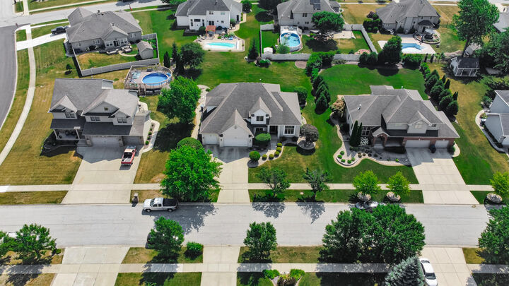 Property Photo: 8185 Hawthorne Drive IN 46373
